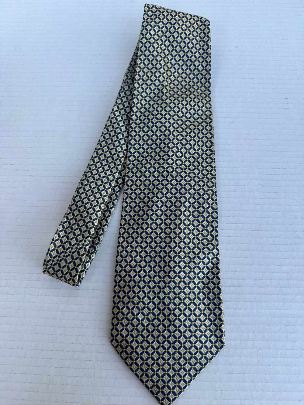 Neiman Marcus 100% Silk Tie Navy Yellow Cream Geometric